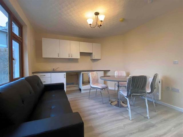Armagh Road, Crumlin, Dublin 12