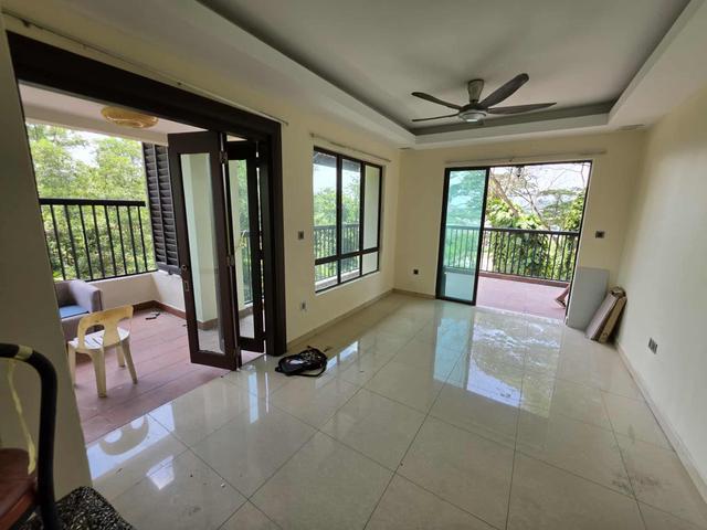 Armanee Condo Corner Damansara Damai Duplex Terrace
