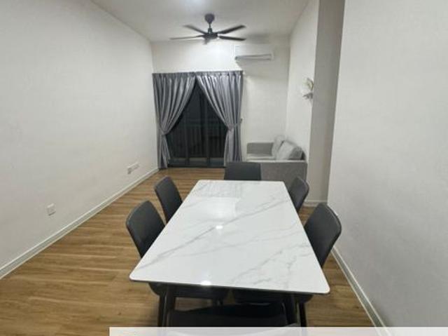 Armani Residence Sg. Long