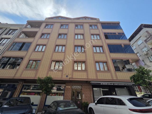 Armax'tan Boşnak Mahallesinde 2+1 Bakımlı 95 M2 Ara Kat Daire.