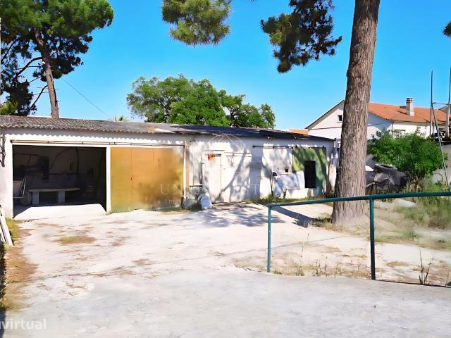 Armazm T1 Venda em Quinta do Conde,Sesimbra