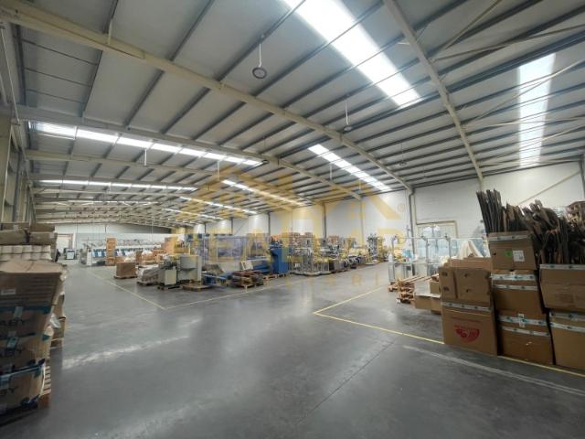 Armazém na Zona Industrial de Esposende