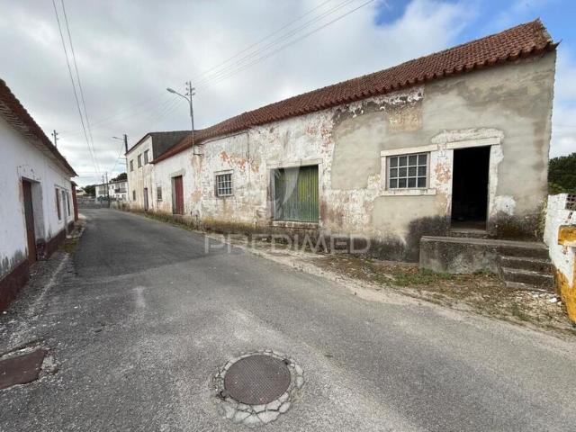Armazém à venda em concelho de Porto de Mós, Leiria, Portugal