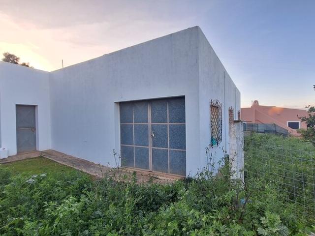 Armazém à venda em Cerro de São Miguel, Silves, concelho de Silves, Faro, Portugal
