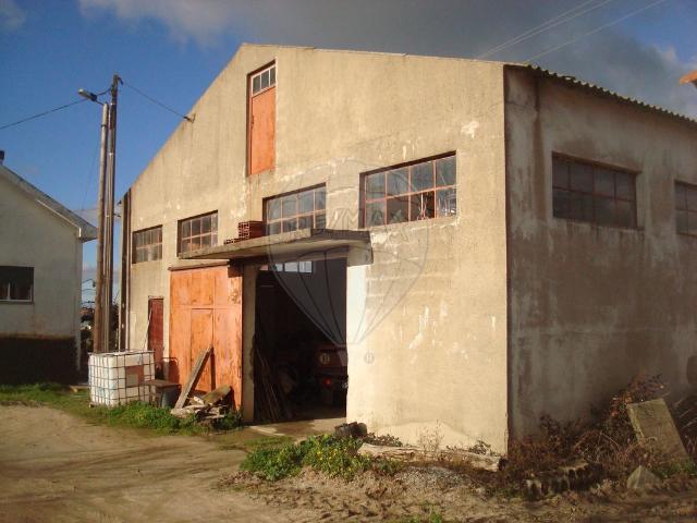 Armazém à venda em Almeida