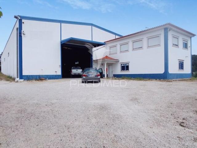 Armazém à venda em Nossa Senhora das Misericórdias, concelho de Ourém, Santarém, Portugal