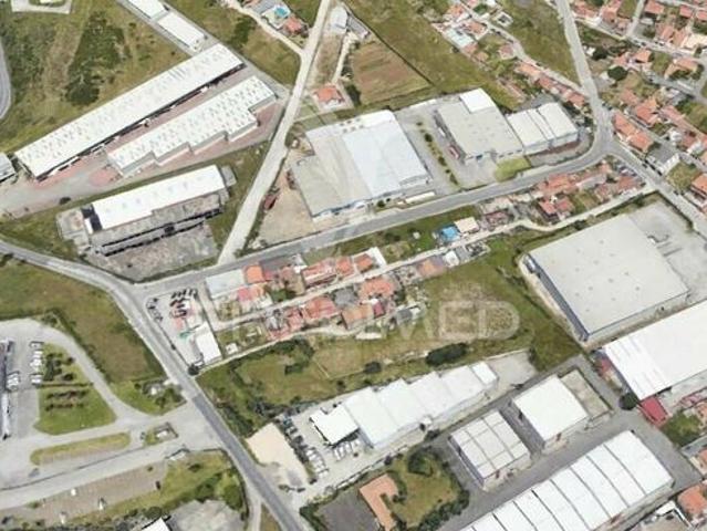 Armazém à venda em Rio de Mouro, concelho de Sintra, Lisboa, Portugal