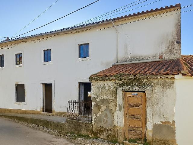 Armazém à venda em Tomar