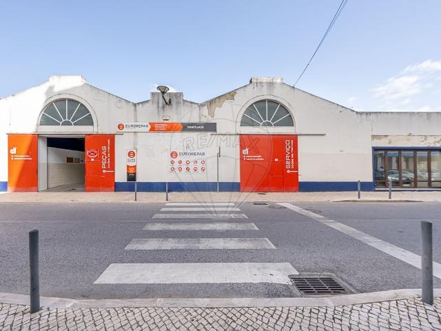 Armazém à venda em Vila Franca de Xira