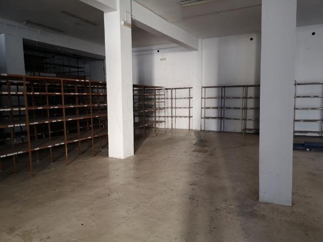 Armazém à venda em Vila Real