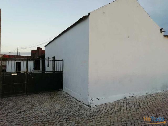 Armazem Adega+casa de forno+telheiro | 26083456020