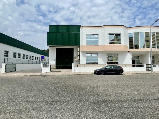 Armazém Amplo Póvoa de Santa Iria