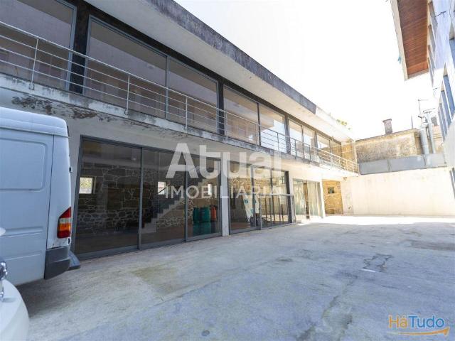 Armazém Arrendamento em Caldelas,Guimarães | 26063962885