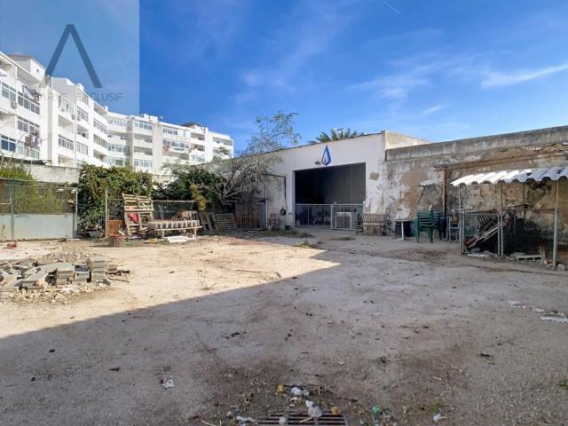 Armazém Baixa Olhão 228m² Olhão