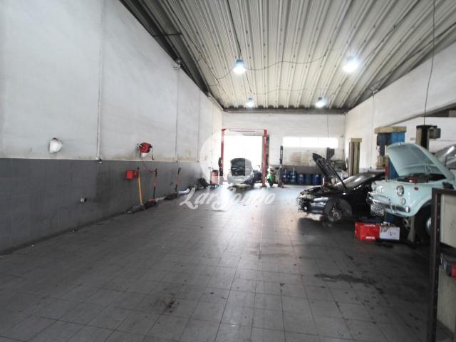 Armazém c/ 1.242m2 em Argivai Póvoa de Varzim
