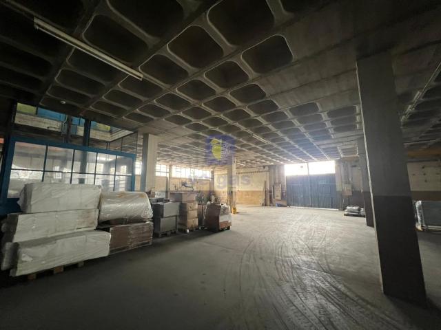 Armazém com 3.114, 50 m²
