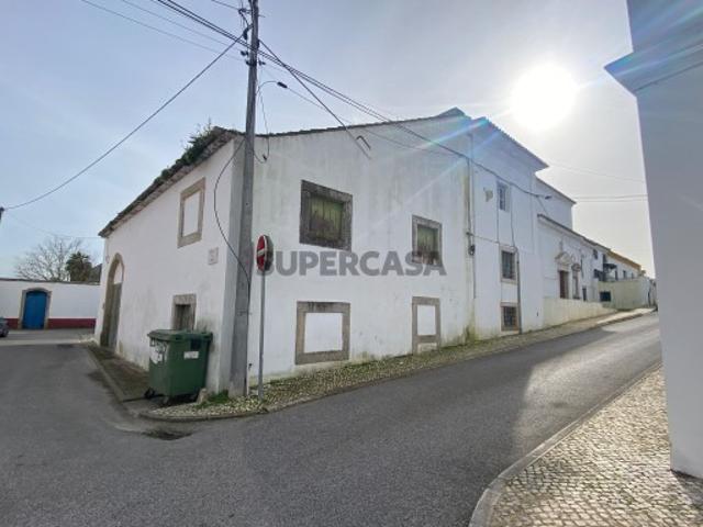 Armazém com Arrumos 170m2 Salvaterra de Magos 119.000 €