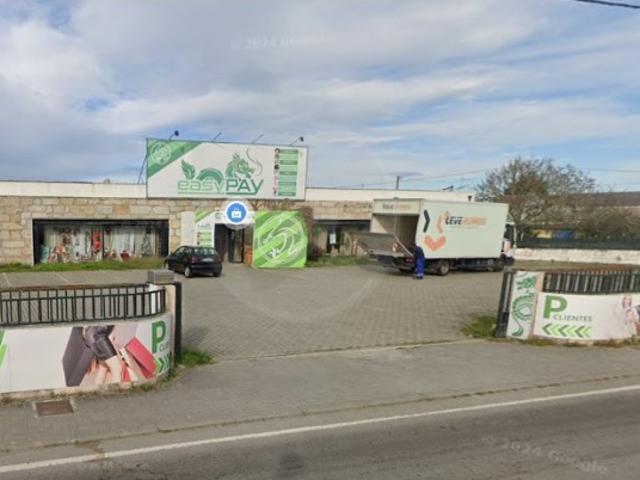 Armazém com Logradouro em Amorim na Póvoa de Varzim