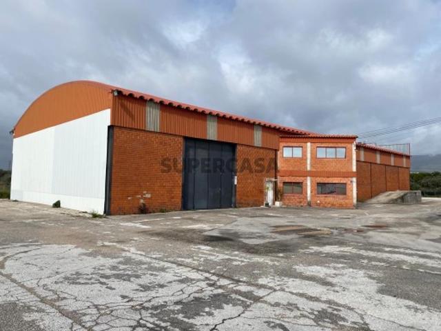 Armazém com nave de 1000m2 ZIBREIRA/TORRES NOVAS