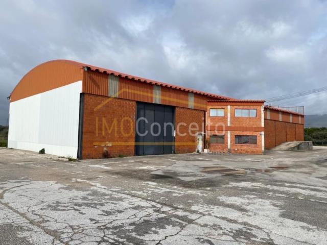 Armazém com nave de 1000m2 ZIBREIRA/TORRES NOVAS