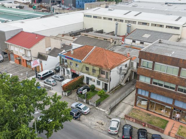Armazém e Habitação em Ferreiros