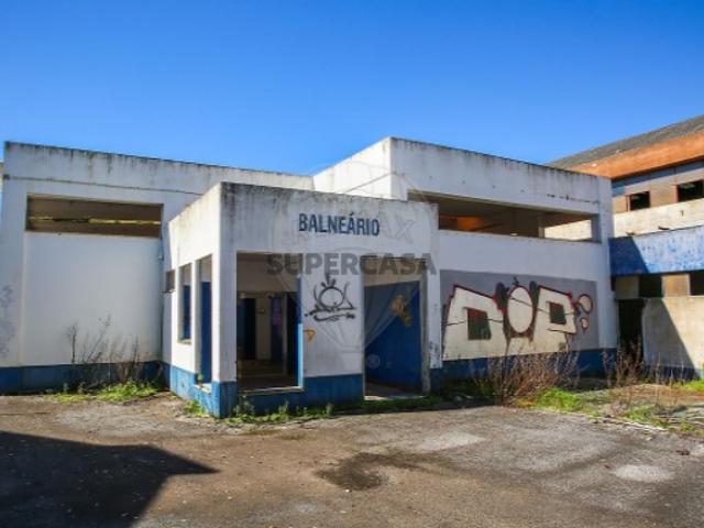 Armazém em Aveiras de Baixo