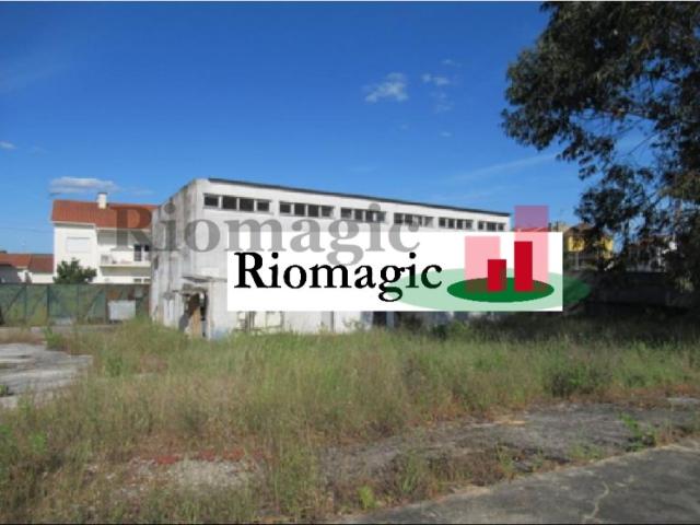Armazém em Abrantes
