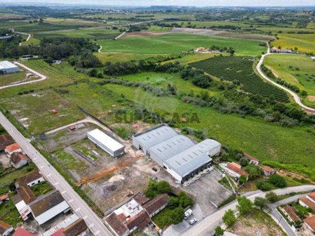 Armazém em Achete, Azoia de Baixo e Póvoa de Santarém