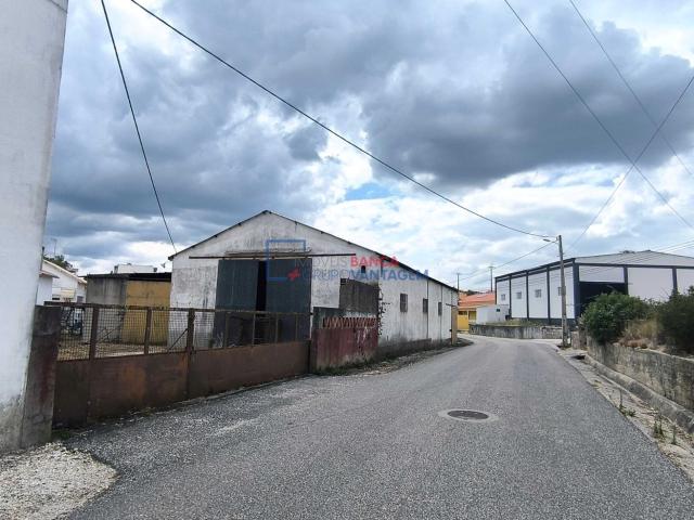 Armazém em Alcanena