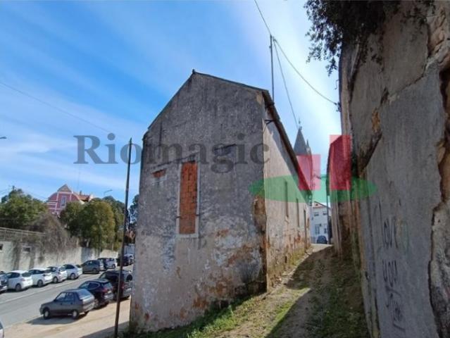 Armazém em Alcanena*RIOMAGIC
