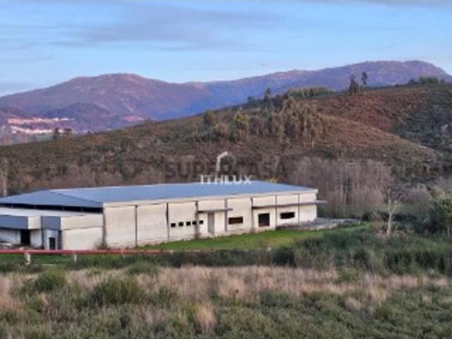 Armazém em Carragozela e Várzea de Meruge