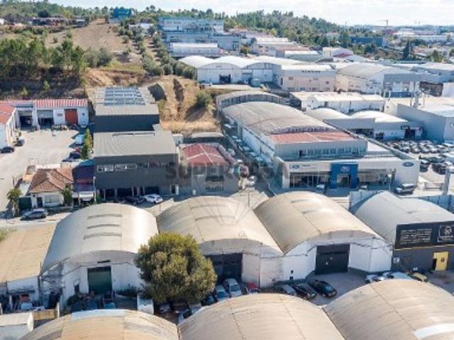 Armazém em Eiras e São Paulo de Frades
