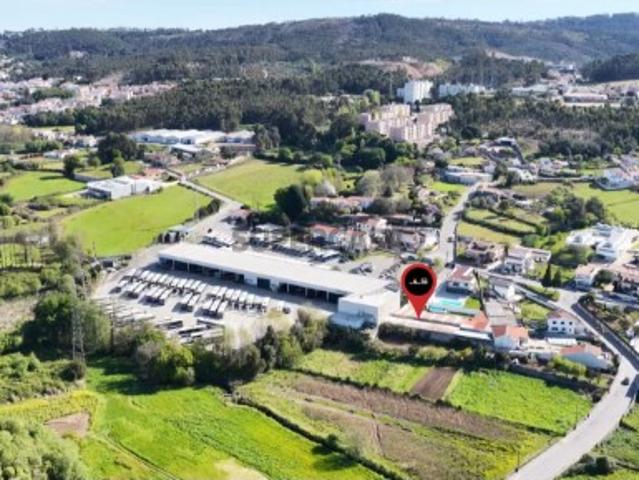 Armazém em Fânzeres com excelente área e acessos Oportunidade de Investimento