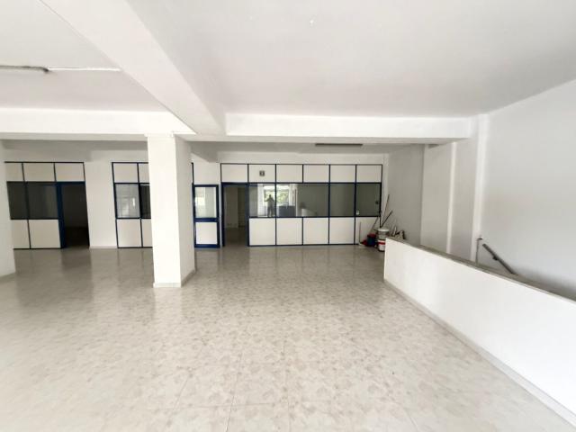 ARMAZÉM / ESPAÇO INDUSTRIAL EM AMORA – SEIXAL