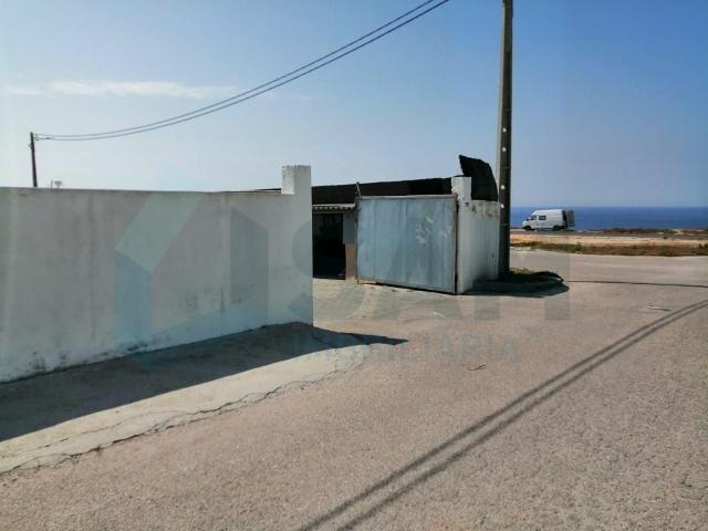 Armazém Industrial Com Logradouro E Vista Mar, Peniche 385m² Peniche