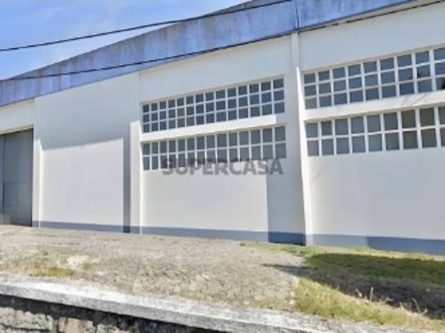 Armazém Industrial com 1.800 M² em excelente localização