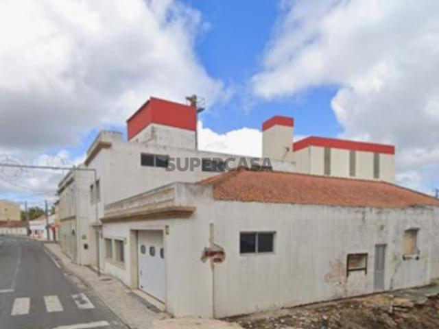 Armazém Industrial *Gaeiras