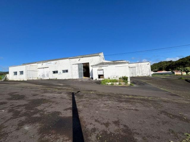 Armazém Industrial Santa Cruz, Praia da Vitoria, Ilha Terceira