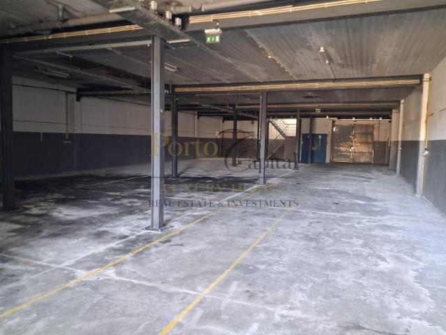 Armazém Industrial para Arrendamento Com 957 m² Zona Industrial de Touguinhó Vila do Conde