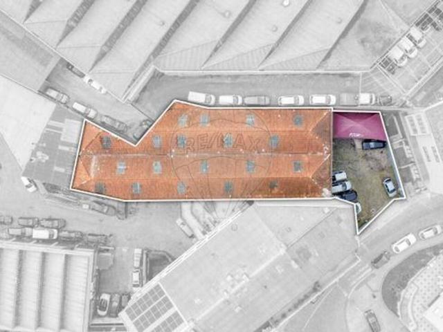 Armazém para arrendar em Porto