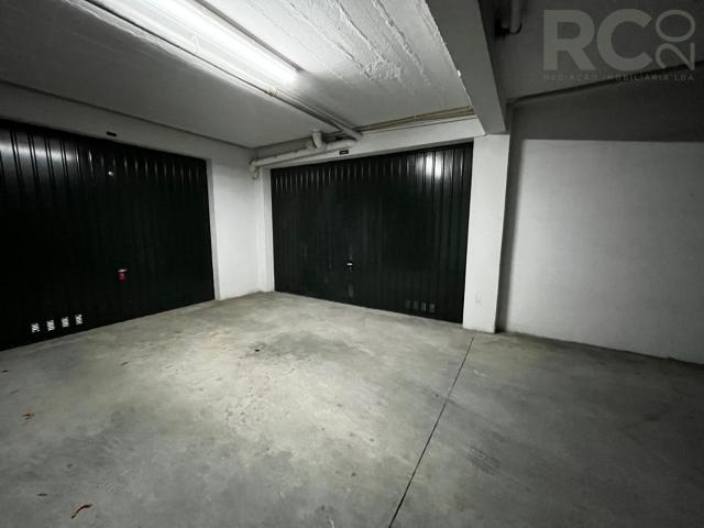 Armazém para Venda, 80 m² no centro de Torres Vedras
