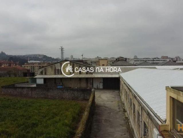 ARMAZÉM PARA VENDA EM OLIVEIRA DO DOURO | 26074062908