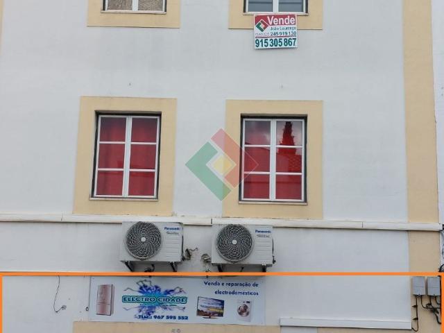 Armazém, para venda, Portalegre Sé e São Lourenço