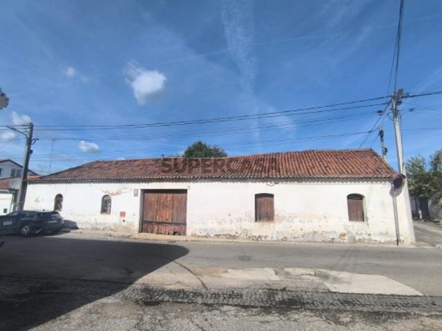 Armazém Para Venda Pego