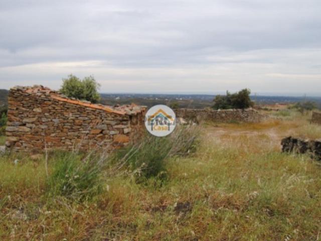 Armazém Rústico com Vista Mar para Recuperar Serra de Tavira