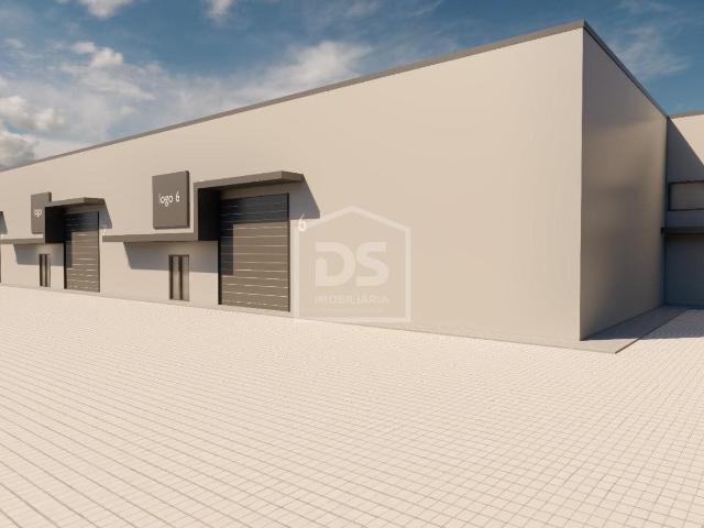 Armazem Leiria 596m² Leiria, Pousos, Barreira e Cortes
