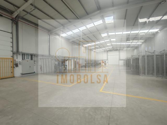 Armazem 2500 m2