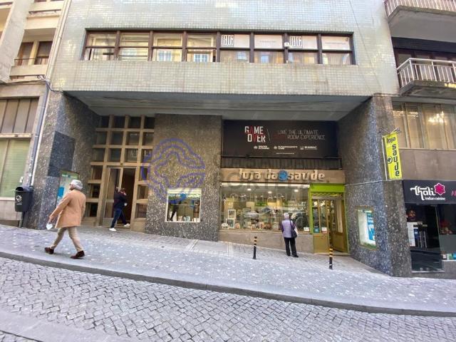 Armazém 300 m² Rua da Fábrica Cave/Sub cave Porto 300m² Cedofeita, Santo Ildefonso, Sé, Miragaia, São Nicolau e Vitória