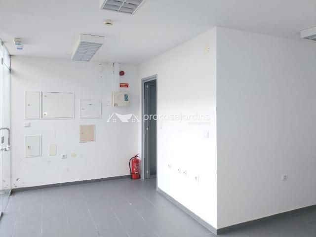 Armazém 400m2