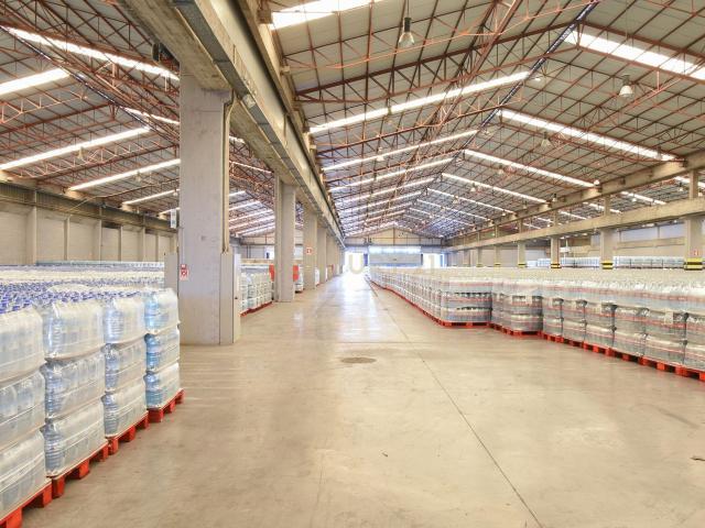 Armazém 5.000m2 Setúbal